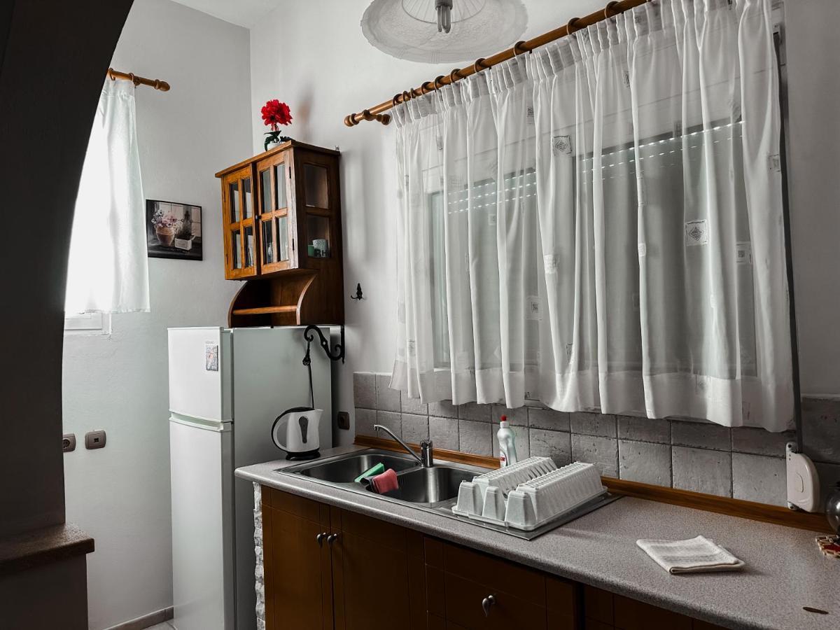 Theonia Villas Pefki  ภายนอก รูปภาพ